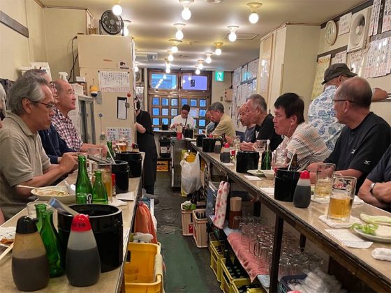 池袋西口・ふくろ店内