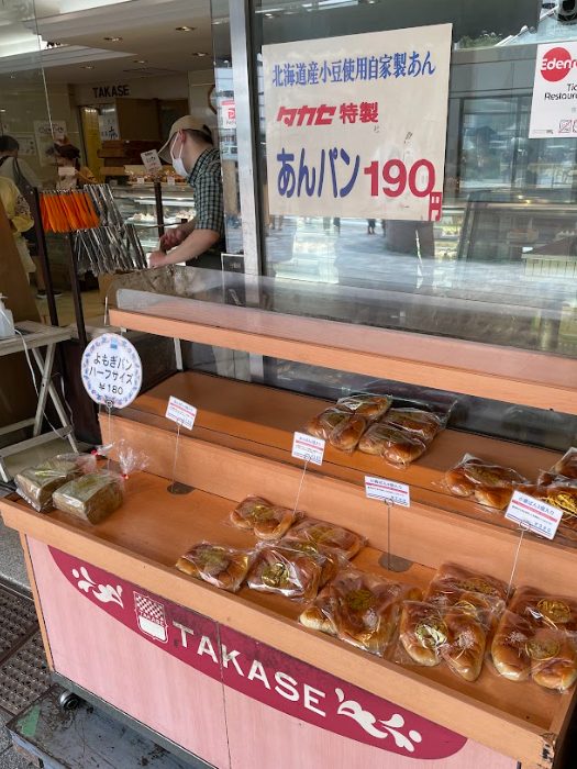 タカセ・パンのワゴン売り